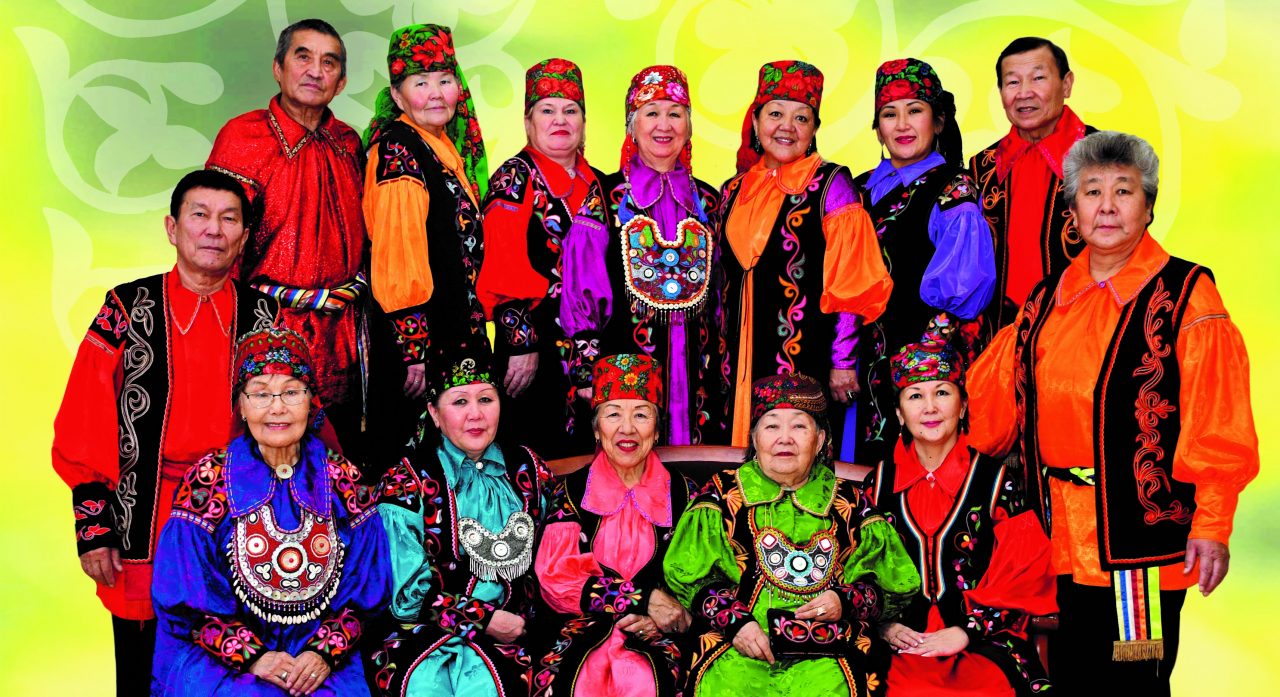 Хакасский народный фольклорный ансамбль «Чон кӧглерi»